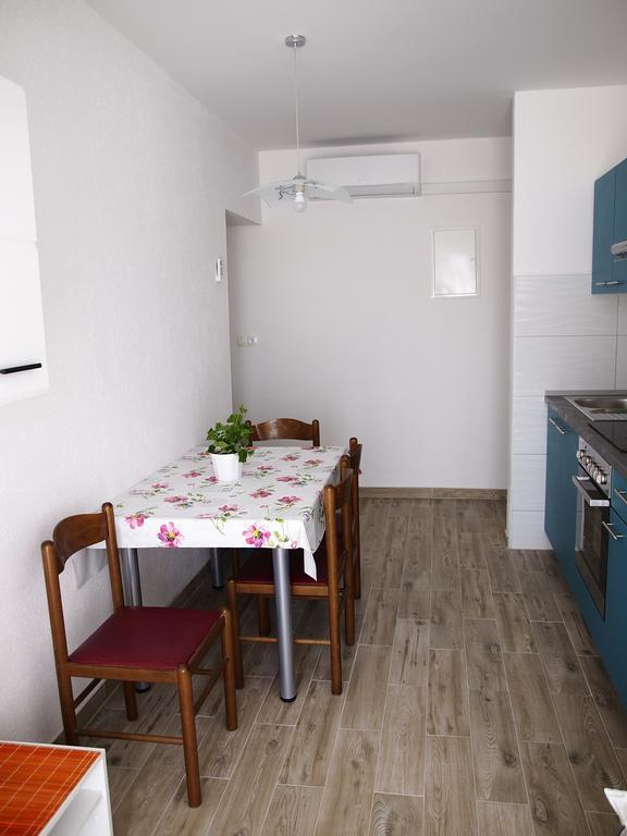 Apartments Pomalo