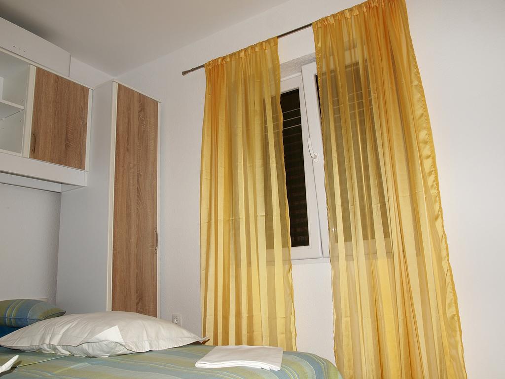 Gostinjska kuća Apartments Pomalo