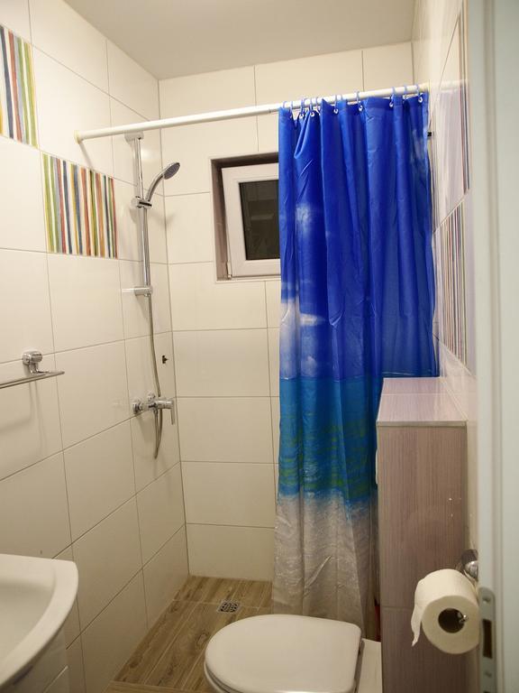 Gostinjska kuća Apartments Pomalo