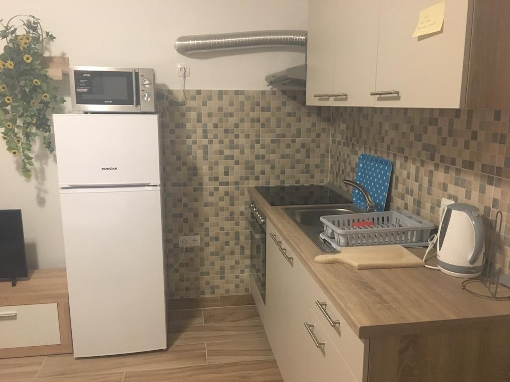Gostinjska kuća Apartments Pomalo