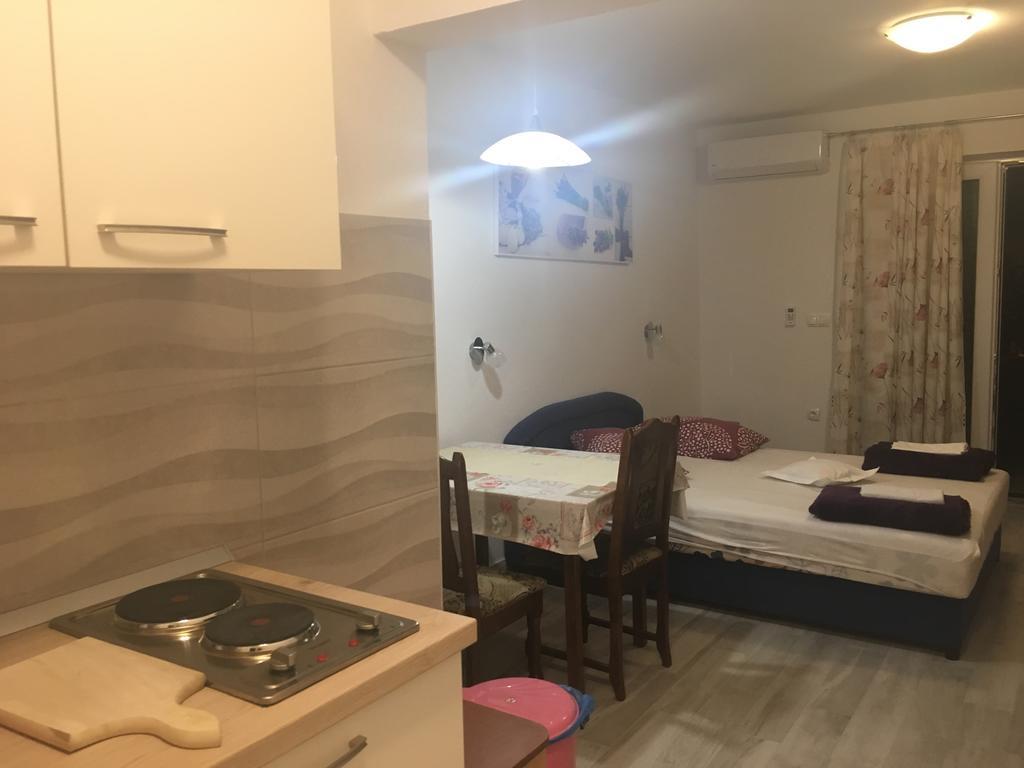 Apartments Pomalo Gostinjska kuća *